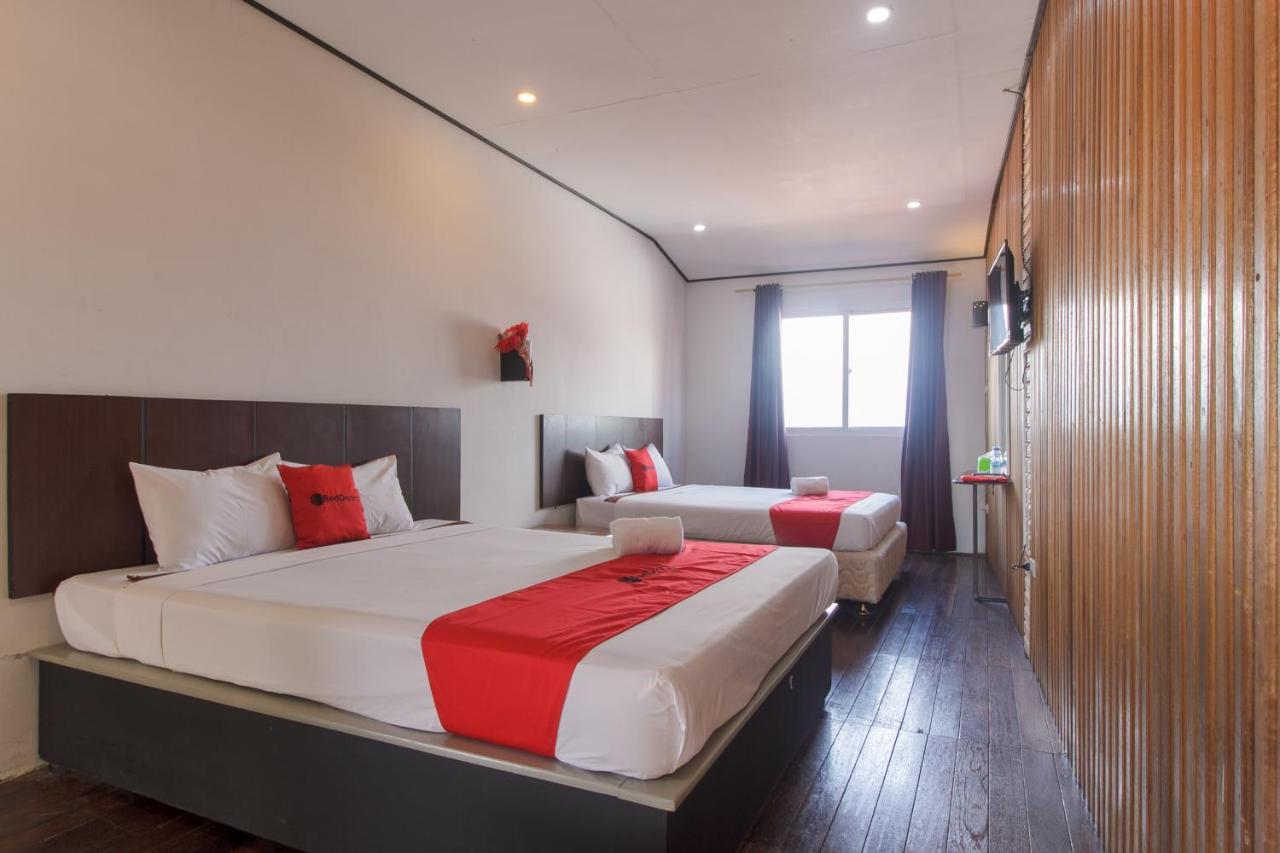 Hotel Reddoorz Near Jalan Sudirman Padang Extérieur photo