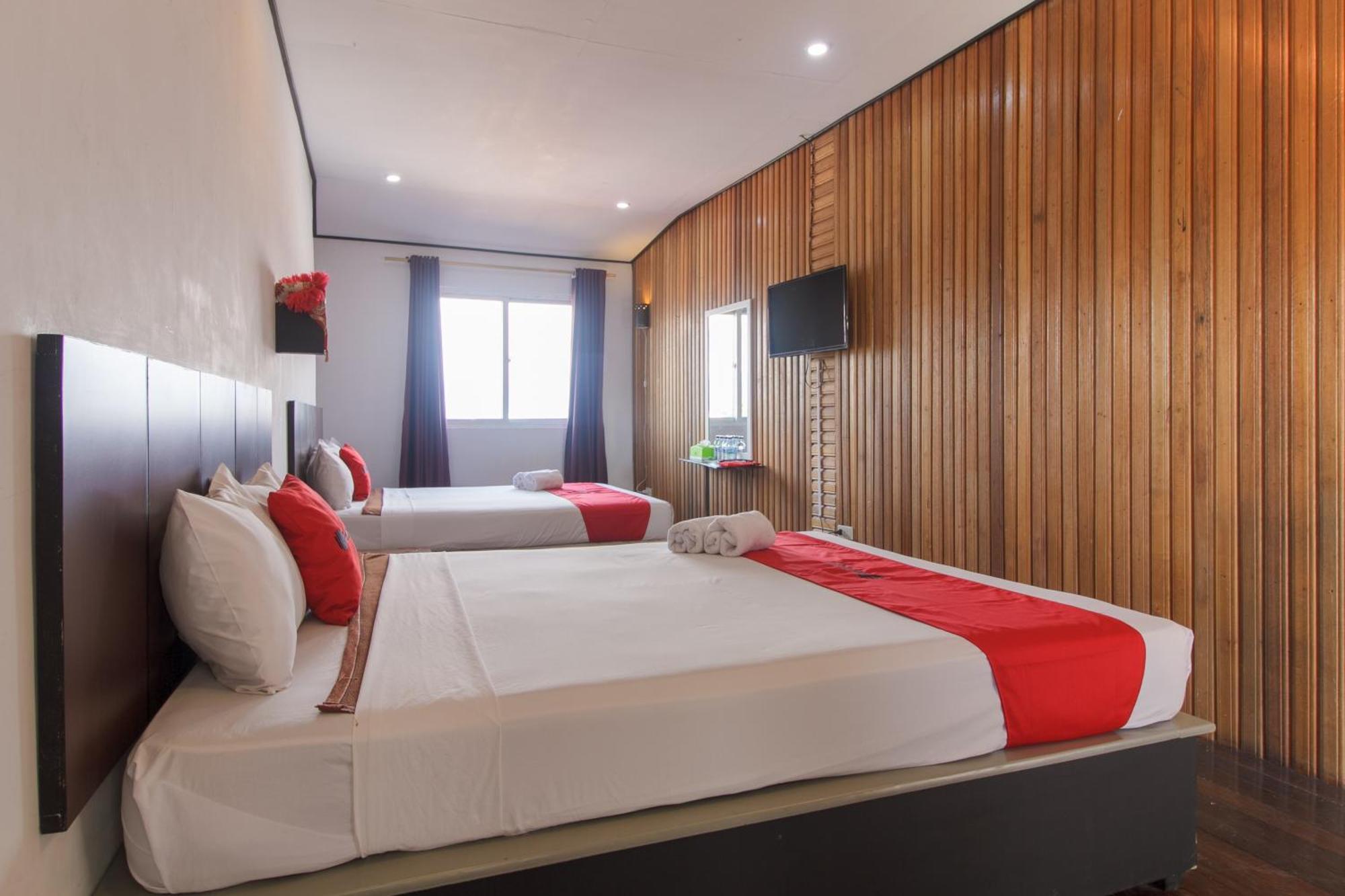 Hotel Reddoorz Near Jalan Sudirman Padang Extérieur photo